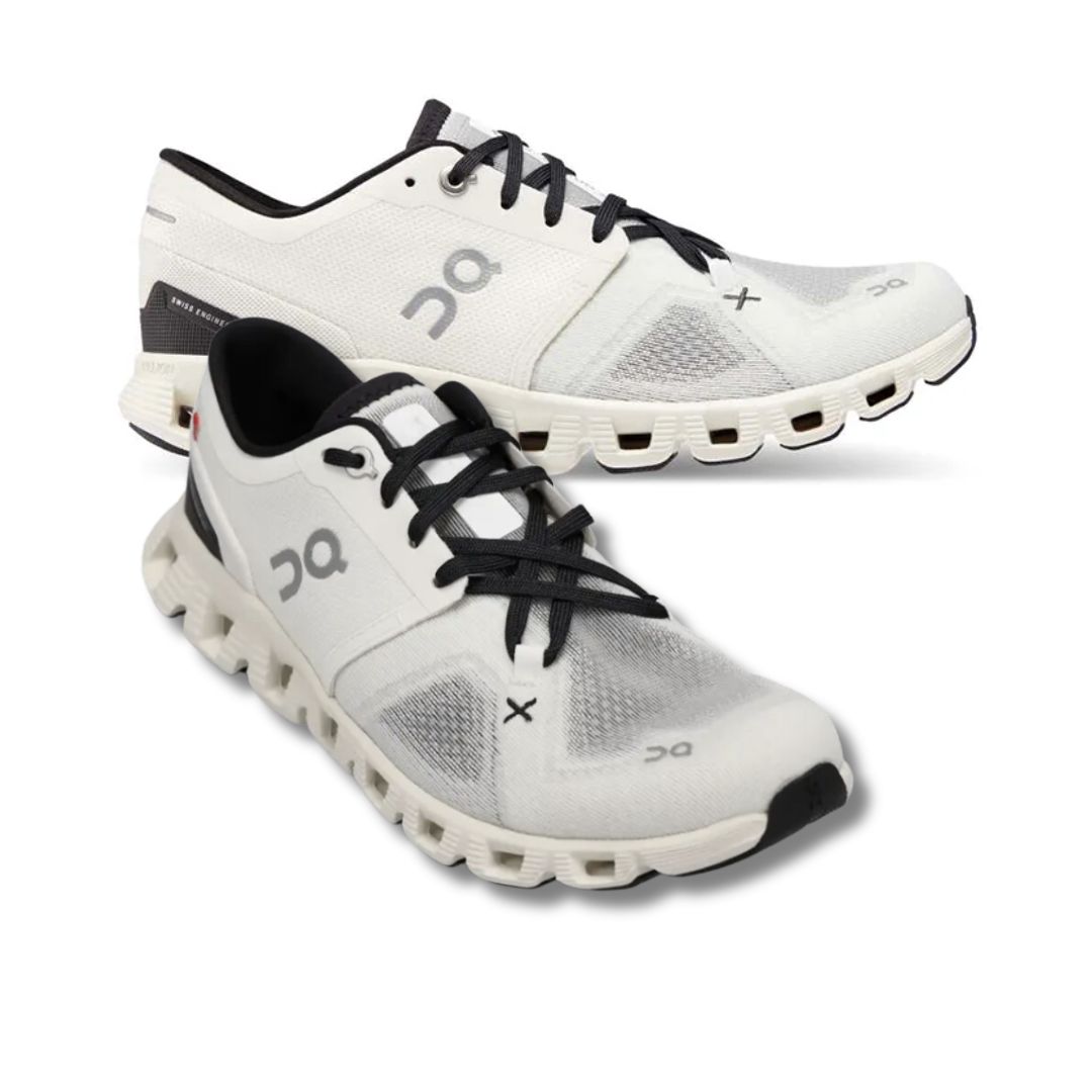 Cloud THS (1) white pair of running shoes